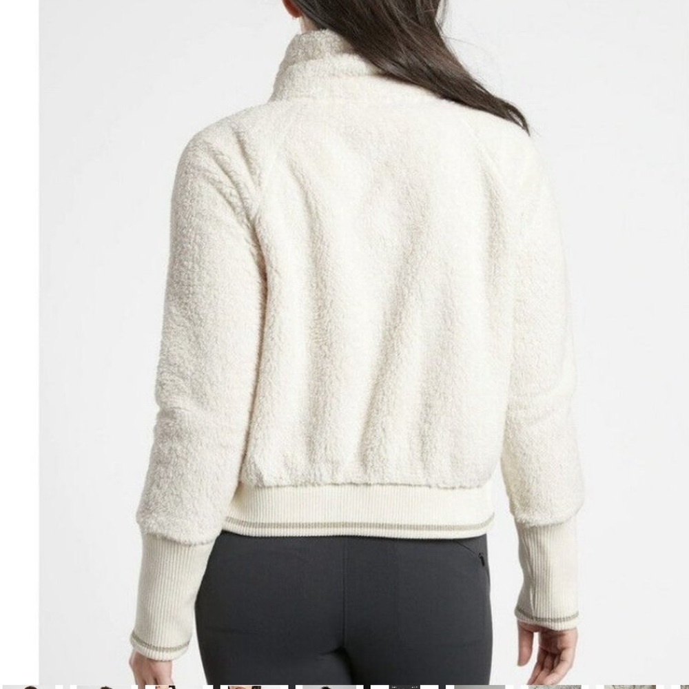 BNWT Athleta Tugga Sherpa Cropped Bomber Jacket XL Natural Beige Cream - Picture 3 of 14